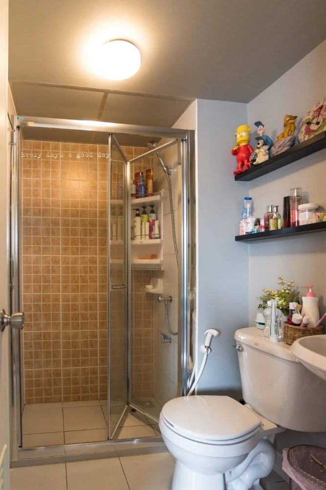For rent: Lumpini CondoTown Romklao – Suvarnabhumi, studio room with quality wallpaper, decorated in a theme. Reserve now!