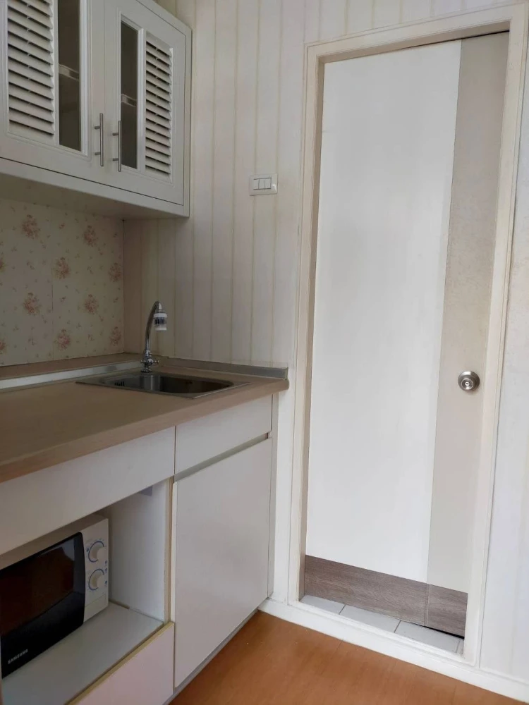 For rent Lumpini Mega city Bangna 1 bedroom, 1 bathroom, with beautiful wallpaper, comes with complete furniture, book now.