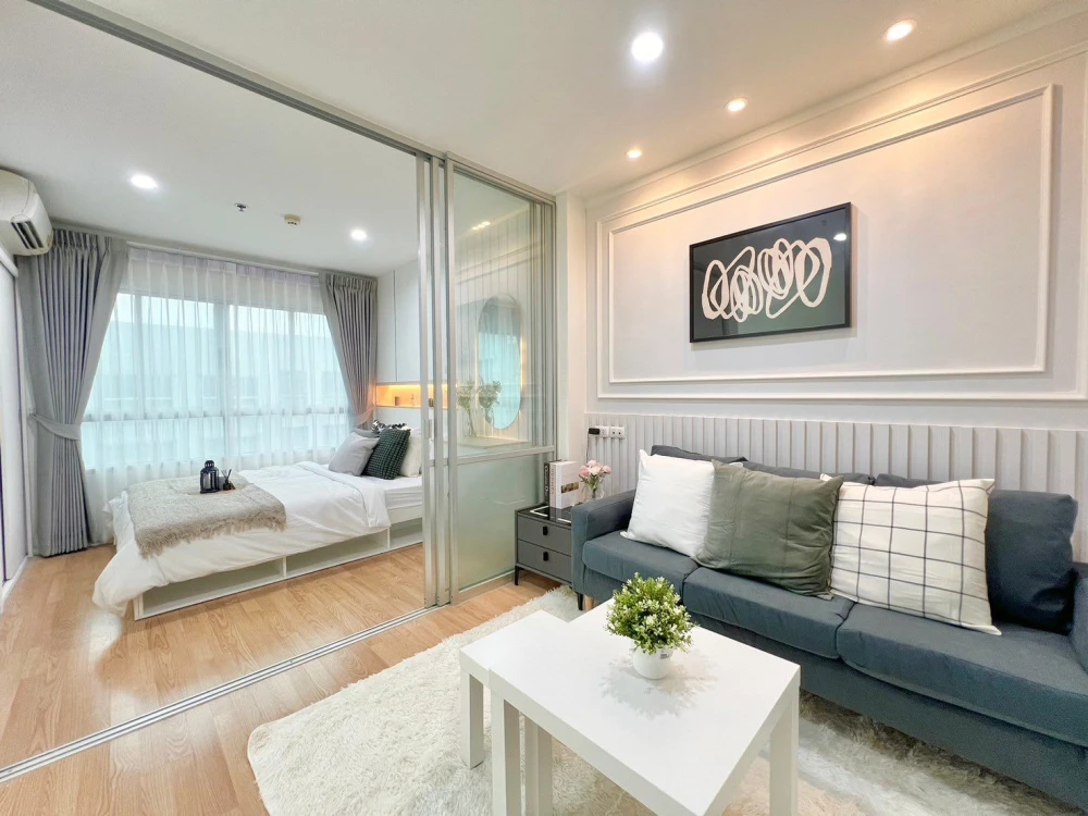 For rent: Lumpini Mega City Bangna, 28th floor, Building C, fully furnished as shown in the picture, ready to move in with bags immediately.