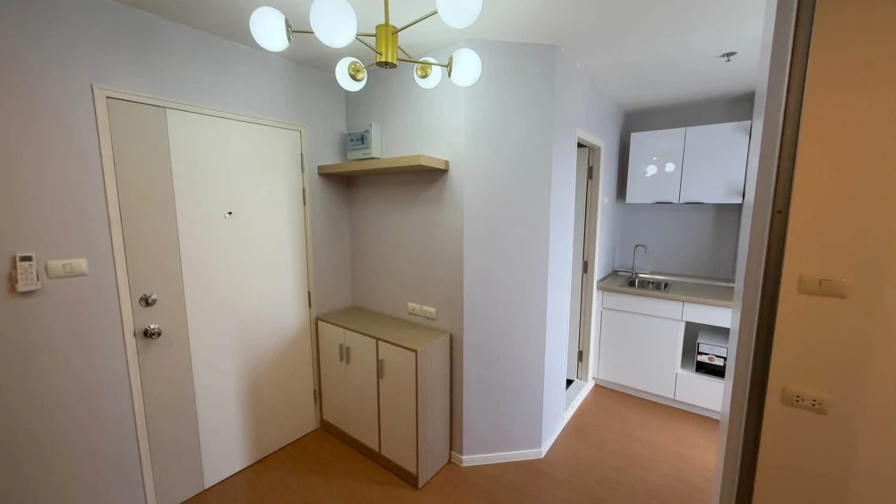 For rent: Lumpini Mega City Bangna, corner unit offering privacy and unobstructed view. Don't just look, book it!
