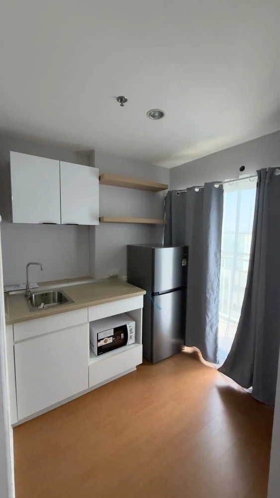 For rent: Lumpini Mega City Bangna, corner unit offering privacy and unobstructed view. Don't just look, book it!