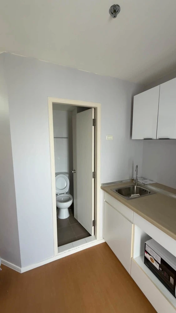 For rent: Lumpini Mega City Bangna, corner unit offering privacy and unobstructed view. Don't just look, book it!