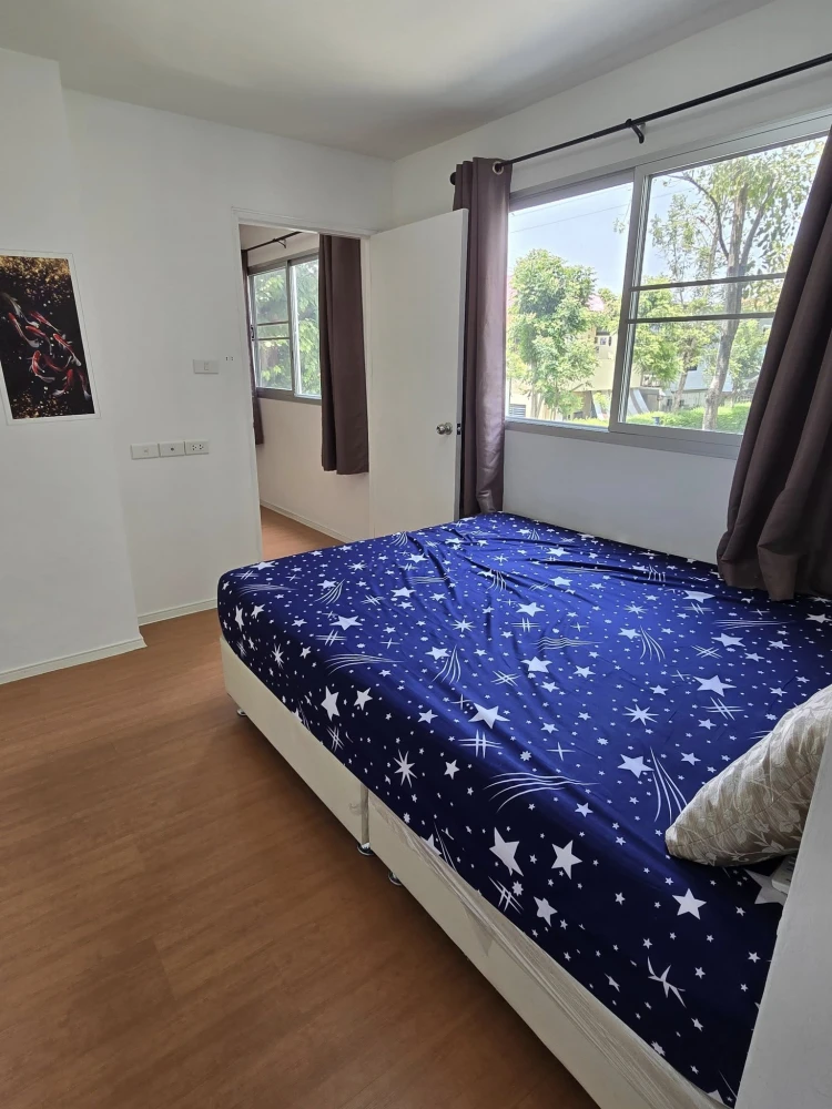 For rent: Lumpini Mixx Thepharak-Srinakarin, 2 bedrooms, 2nd floor, fully furnished, nice to live in, reserve now, urgently.