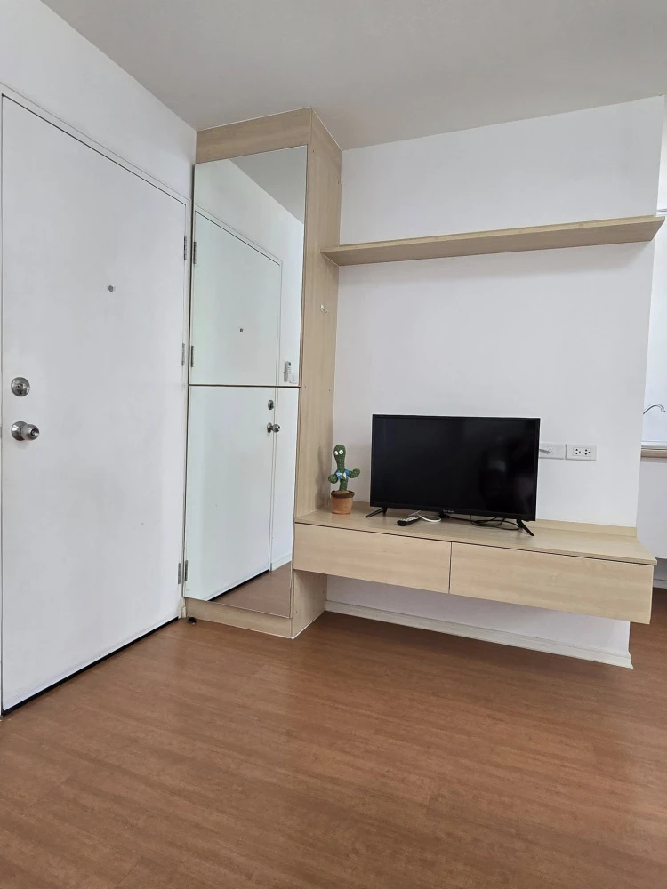 For rent: Lumpini Mixx Thepharak-Srinakarin, 2 bedrooms, 2nd floor, fully furnished, nice to live in, reserve now, urgently.
