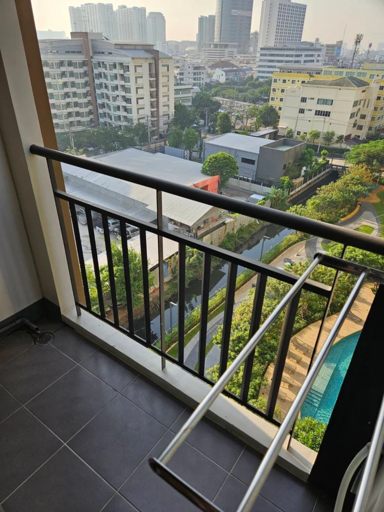 For rent: Lumpini Park Boromratchonnanee-Sirindhorn, 9th floor, fully furnished, nice to live in, reserve now.