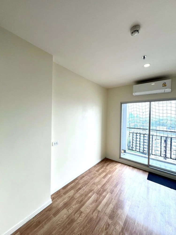 For rent: Lumpini Park Boromratchonnanee-Sirindhorn. Spacious and ready to move in. Book now!