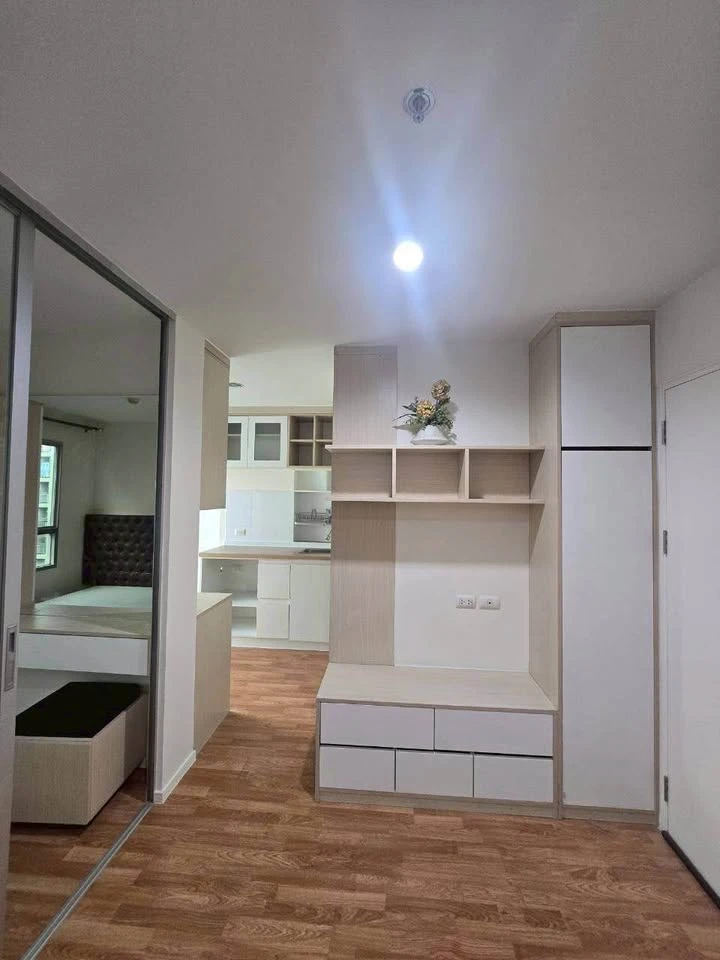 For rent: Lumpini Park Nawamin-Si Burapha, 9th floor, fully furnished, very livable. Book now!