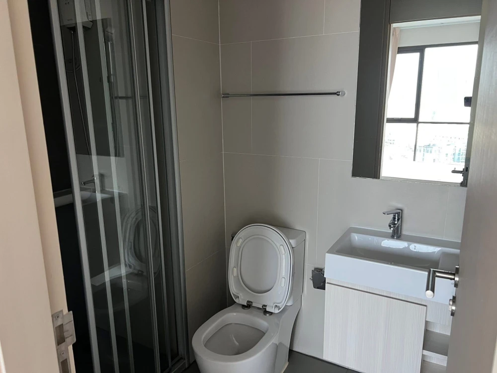 For rent: Lumpini Park Phahol 32, 16th floor, nice room, fully furnished, reserve now, hurry!