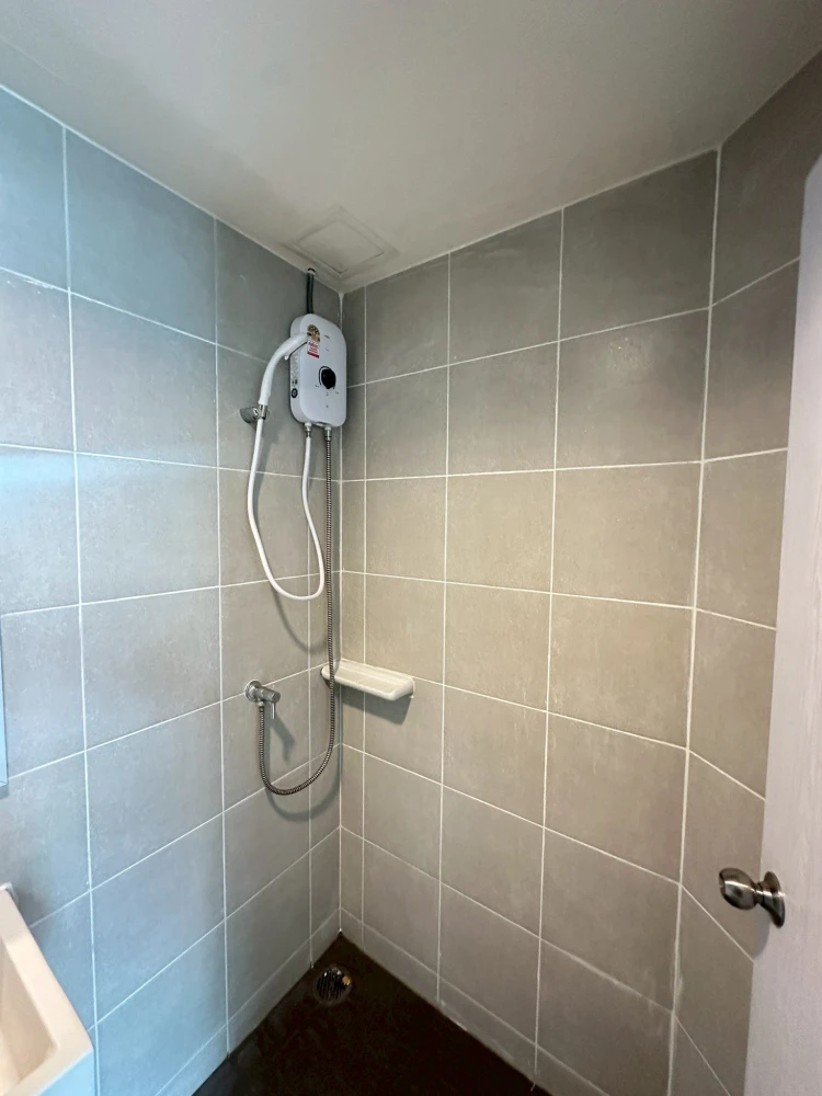 For rent Lumpini Park Phetkasem 98 1 bedroom 1 bathroom, fully furnished, at a great price. With a good price like this, what are you waiting for?