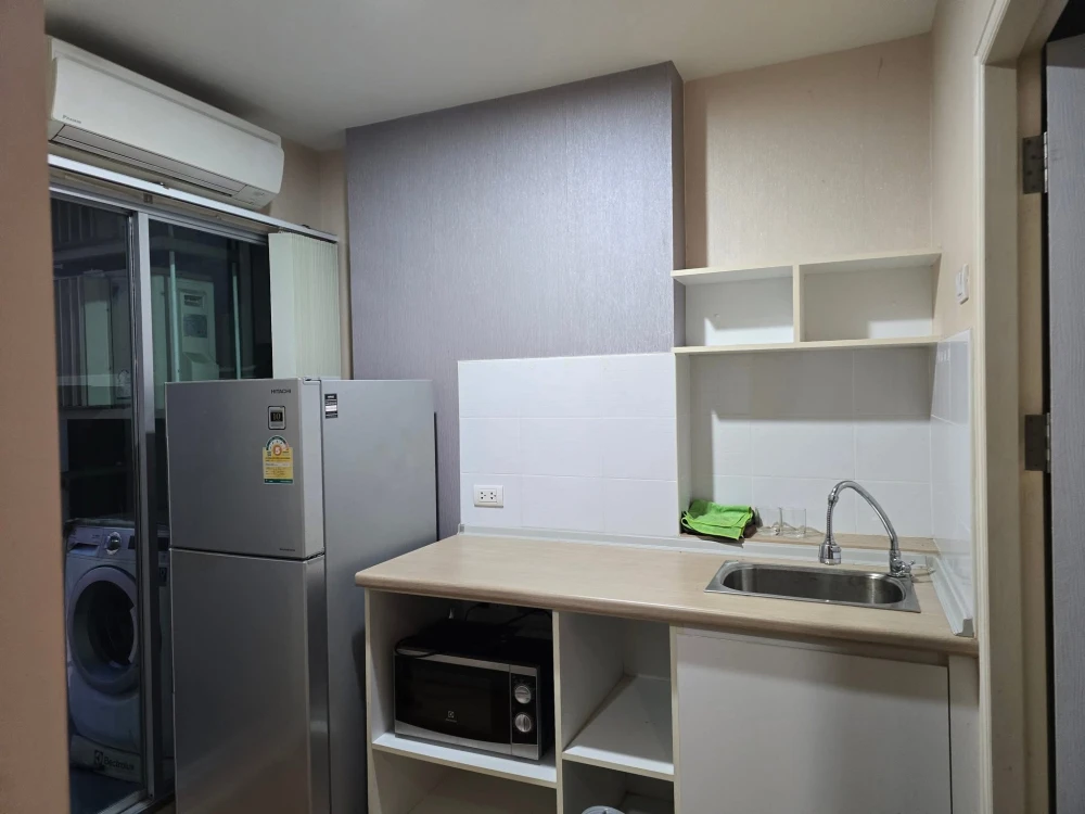 For rent: Lumpini Park Phetkasem 98, 1 bedroom, 1 bathroom, fully furnished, high-quality wallpaper. Book now!