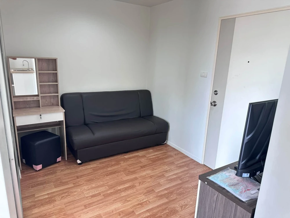 For rent: Lumpini Park Phetkasem 98. Nice, well-partitioned room with separate zones. Great value! Book now! Don't miss out!