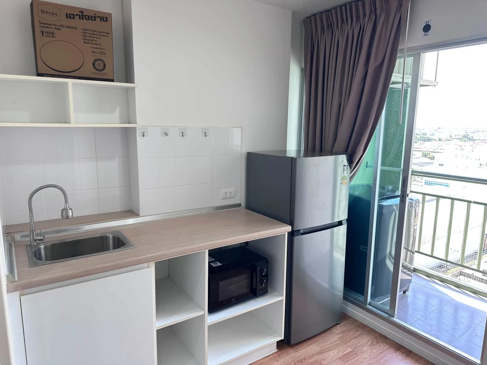 For rent: Lumpini Park Phetkasem 98. Nice, well-partitioned room with separate zones. Great value! Book now! Don't miss out!