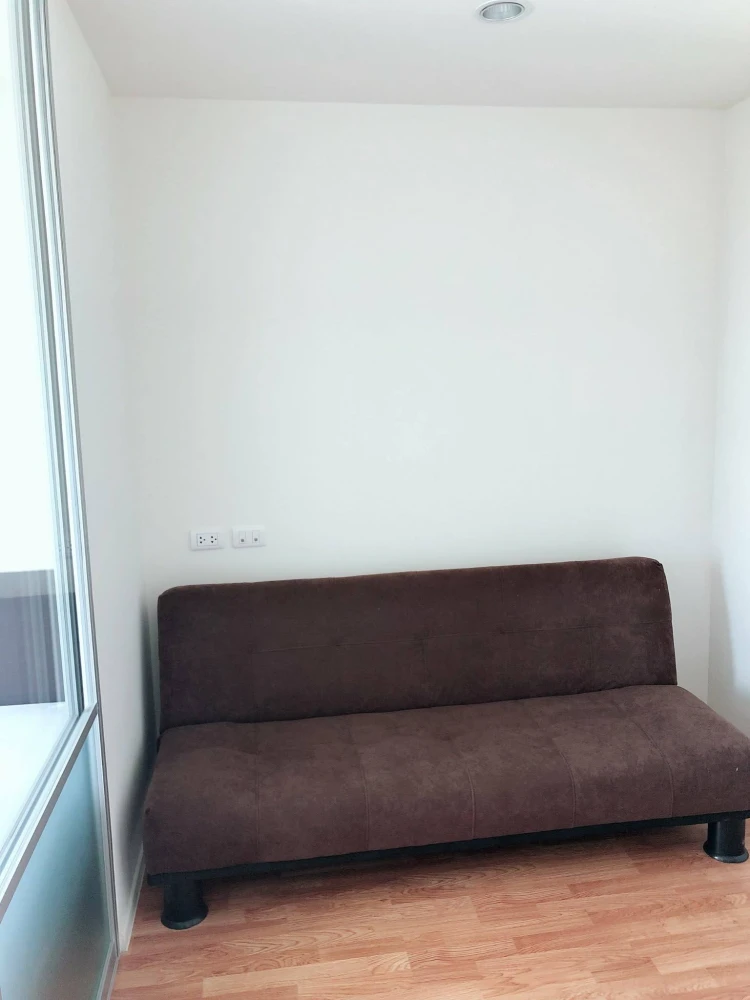 Studio apartment for rent at Lumpini Park Phetkasem 98. Fully furnished with complete amenities. Book now!