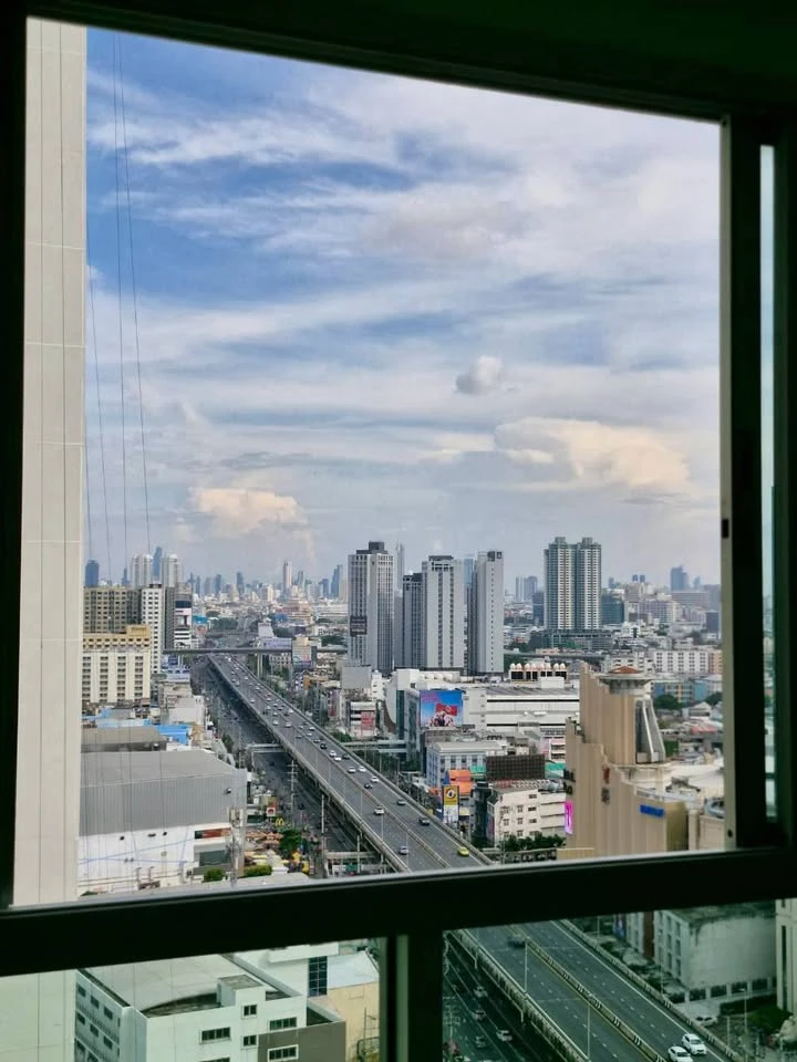 For rent: Lumpini Park Pinklao, 1 bedroom, 1 bathroom, fully furnished. Book now!