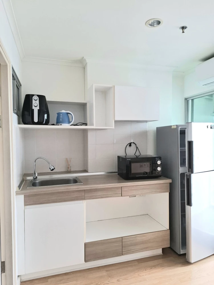 For rent: Lumpini Park Pinklao, fully furnished, reserve now before it's gone.