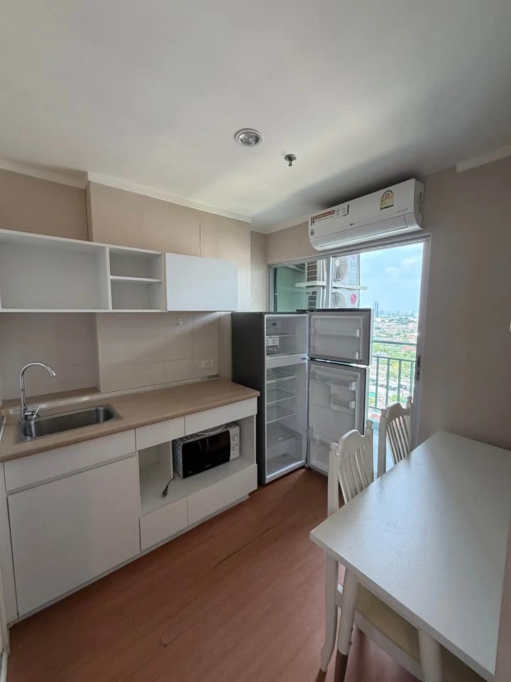 For rent: Lumpini Park Rattanathibet-Ngamwongwan, fully furnished apartment, ready to move in, affordable price. Book now!