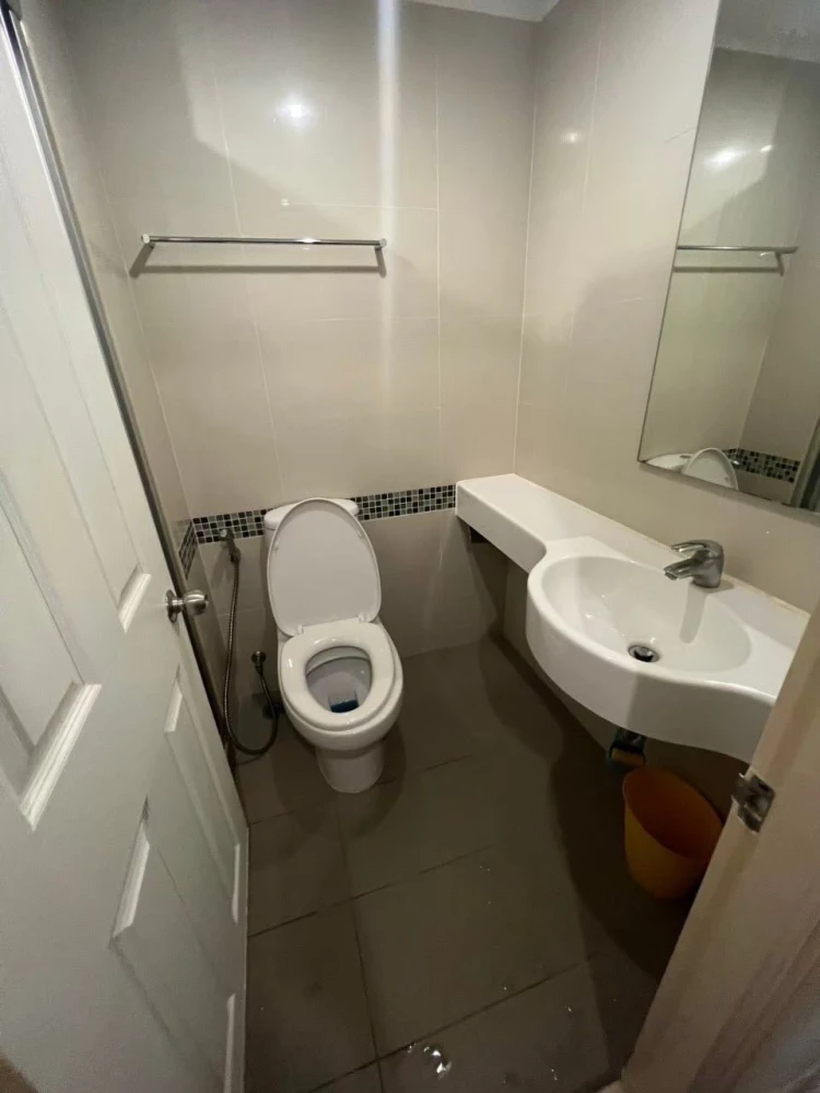 For rent: Lumpini Park Riverside - Rama 3, 1 bedroom, 1 bathroom, lots of usable space, beautiful Chao Phraya River view, reserve now!