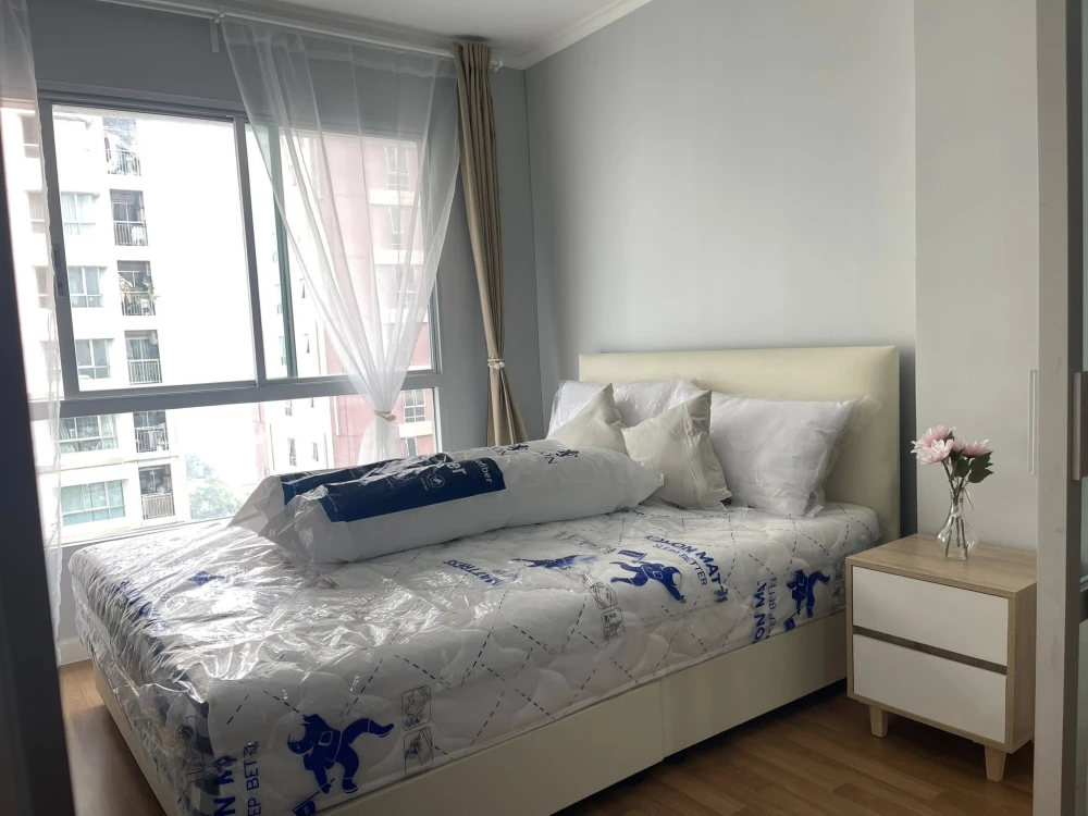 For rent: Lumpini Park Riverside - Rama 3, 25th floor, fully furnished, very livable. Book now!