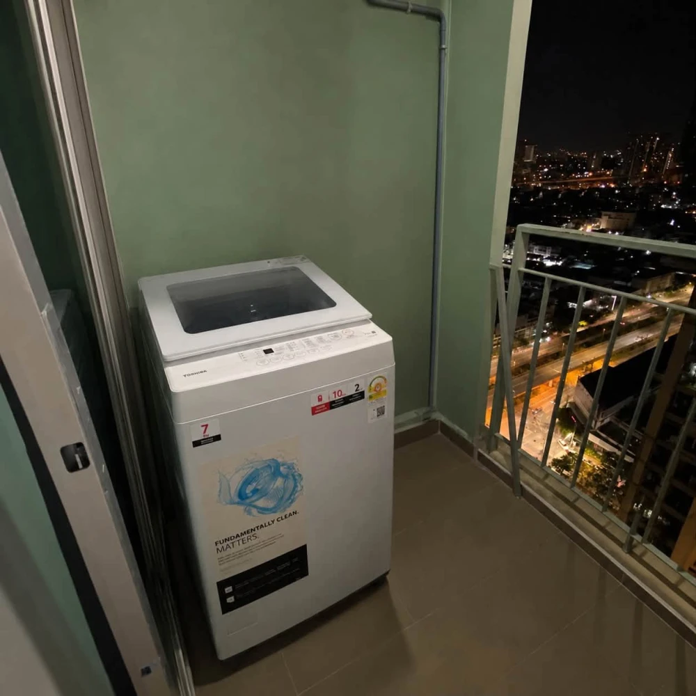 For rent: Lumpini Park Riverside - Rama 3, 33rd floor, great location, beautiful city view. Book now!