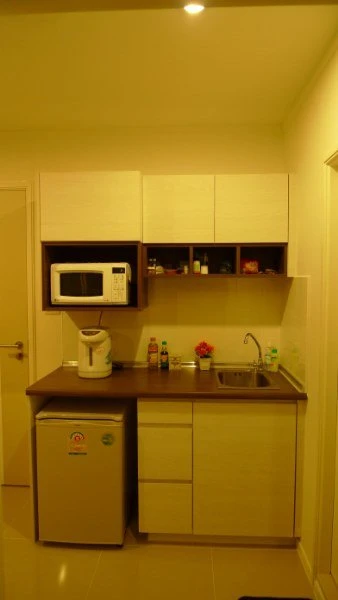 For rent Lumpini Parkbeach Jomtien 1 bedroom 1 bathroom, location with sea view, comes with full furniture. Good like this, what are you waiting for?