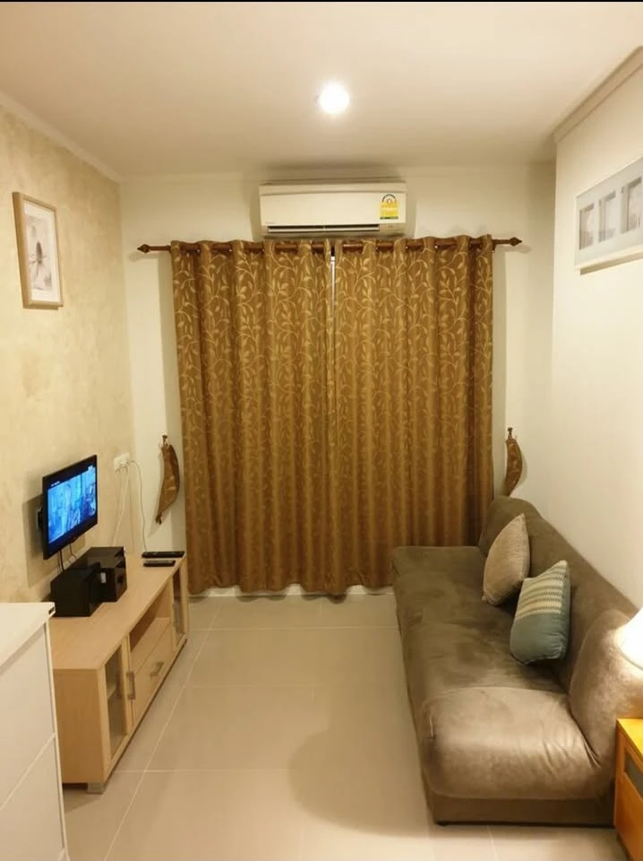 For rent Lumpini Parkbeach Jomtien 1 bedroom 1 bathroom, location with sea view, comes with full furniture. Good like this, what are you waiting for?
