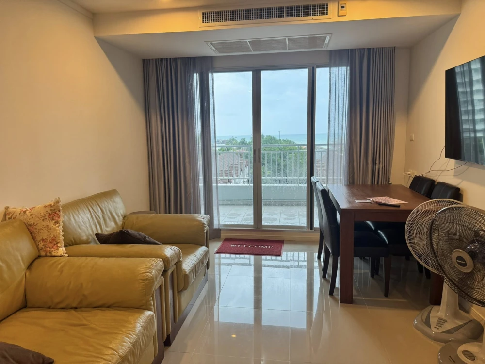 For rent: Lumpini Parkbeach Jomtien, 2 bedrooms, spacious living area, fully furnished. Don't miss out!