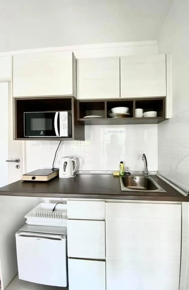 For rent Lumpini Parkbeach Jomtien 2nd floor, fully furnished room, ready to move in, reserve now, urgently.