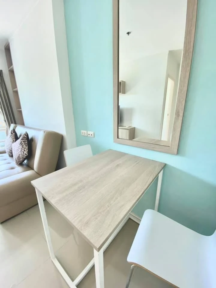 For rent Lumpini Parkbeach Jomtien 2nd floor, fully furnished room, ready to move in, reserve now, urgently.