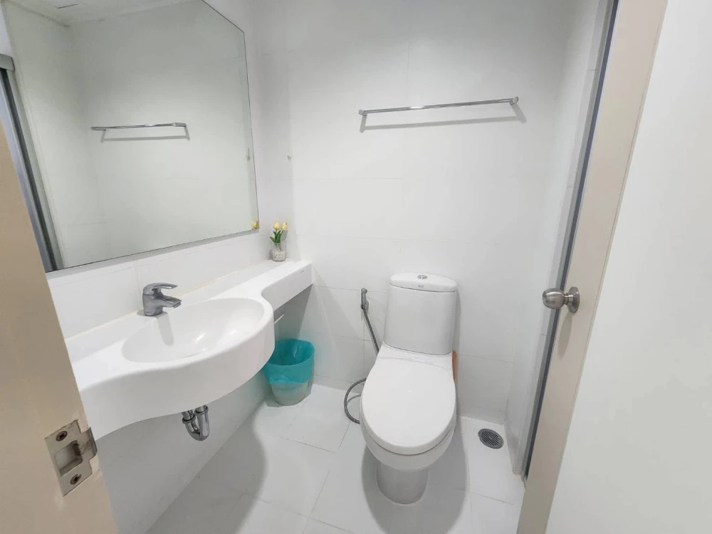 For rent Lumpini Parkbeach Jomtien, 23rd floor, nice room, comes with complete decoration, reserve now.