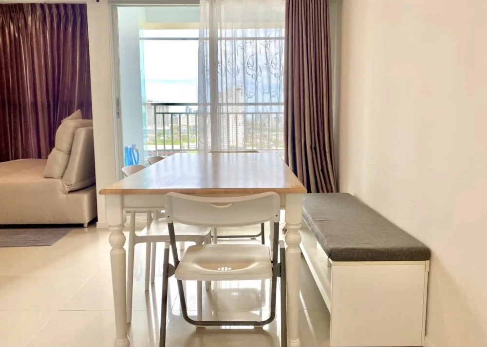 For rent: Lumpini Parkbeach Jomtien, spacious room with plenty of usable space, complete amenities, beautiful view, don't miss it!