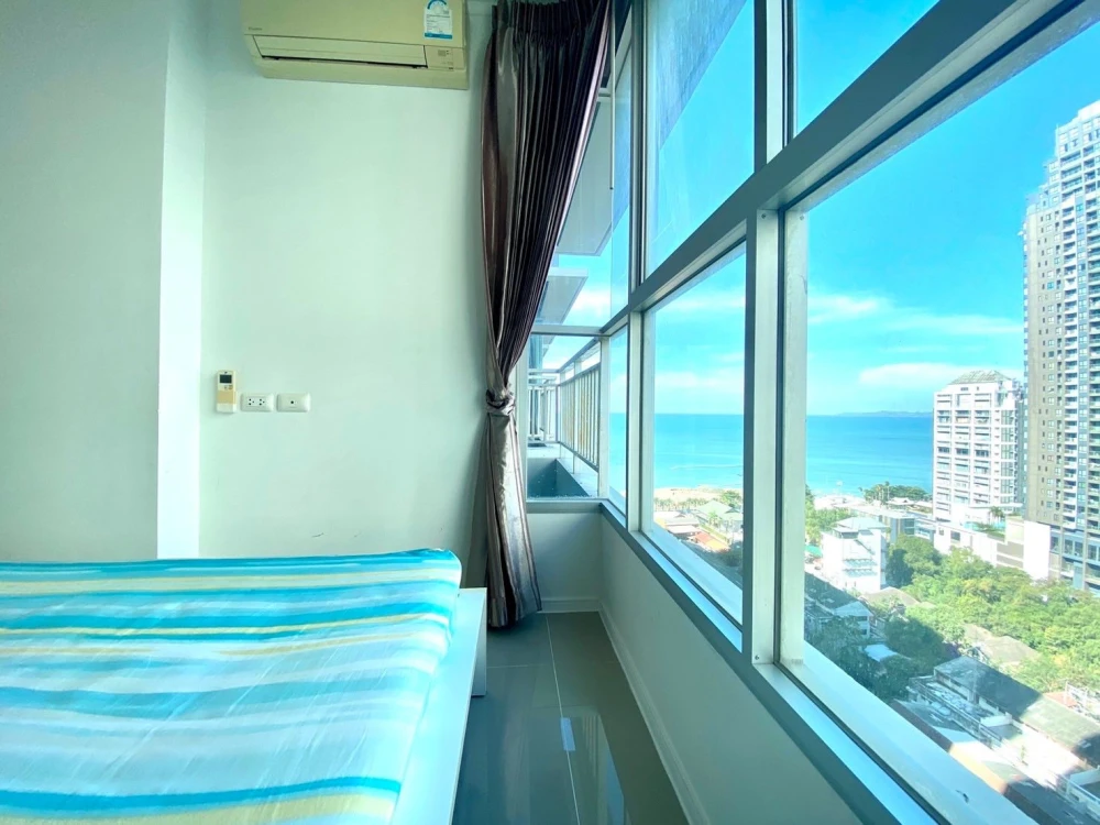 For rent: Lumpini Parkbeach Jomtien, spacious room with plenty of usable space, complete amenities, beautiful view, don't miss it!