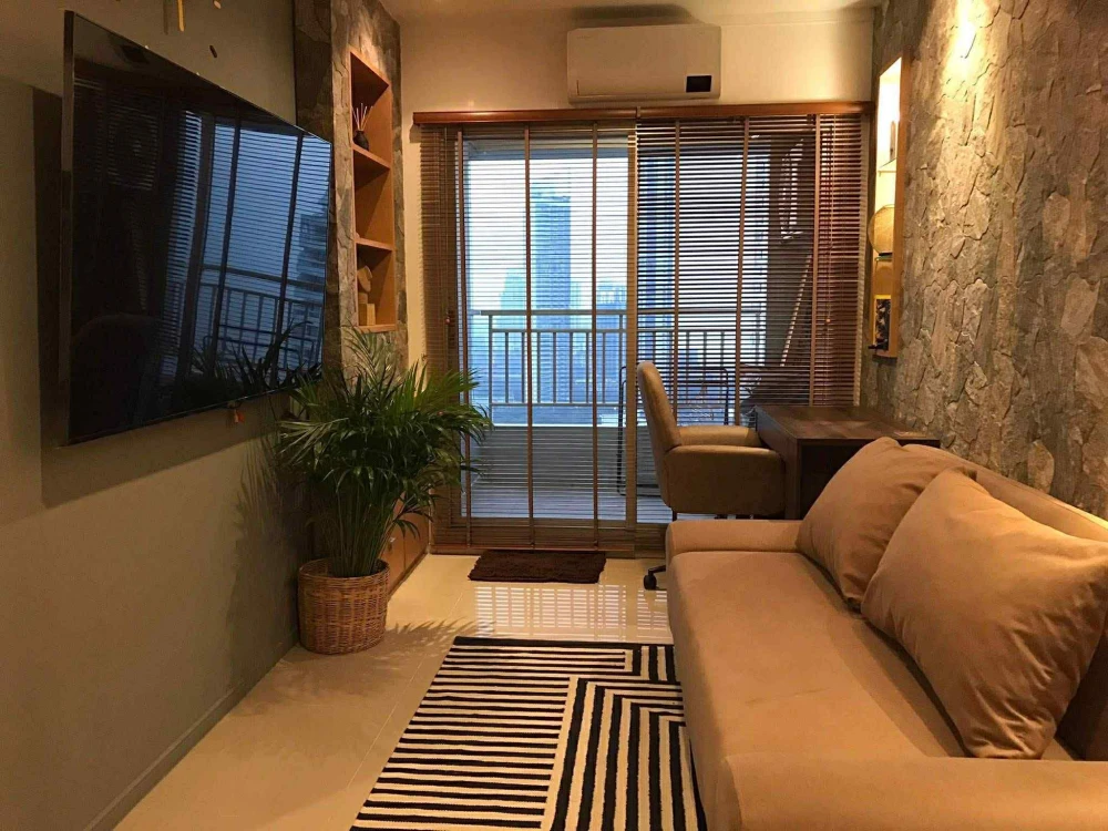 For rent: Lumpini Parkbeach Jomtien, a lovely room on the 32nd floor, great location, and fully furnished. Book now!