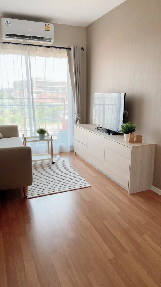 ให้เช่า Lumpini Place Bangna Km.3 1 ห้องนอน 1 ห้องน้ำ มาพร้อมเฟอร์นิเจอร์ครบครัน หิ้วกระเป๋าเข้าอยู่ได้เลยจ้า