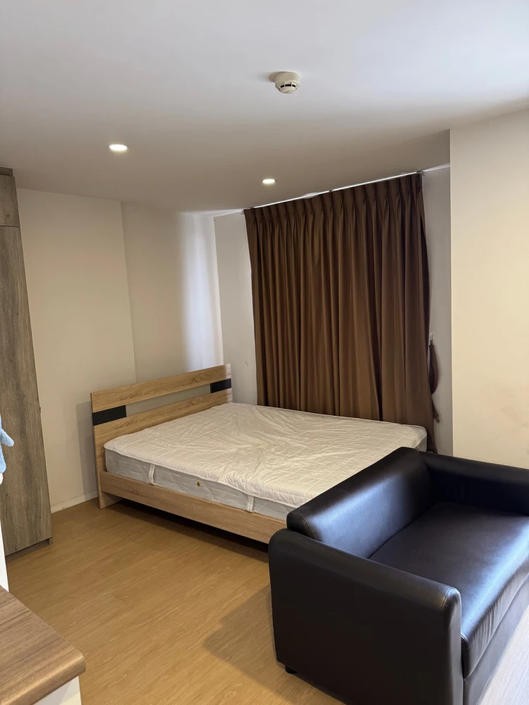 For rent: Lumpini Place Bangna Km.3, 7th floor, fully furnished, very livable. Book now, don't wait!