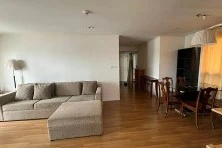 For rent: Lumpini Place Phahol-Sapankhwai, spacious room, lots of usable space, comes with a large sofa, comfortable to sit on, book now.