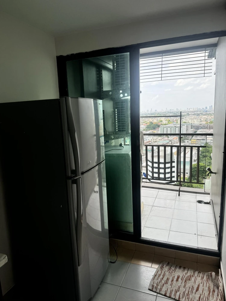 For rent: Lumpini Place Pinklao 2, spacious room, ready to move in, facilities included, book now before you miss out!!