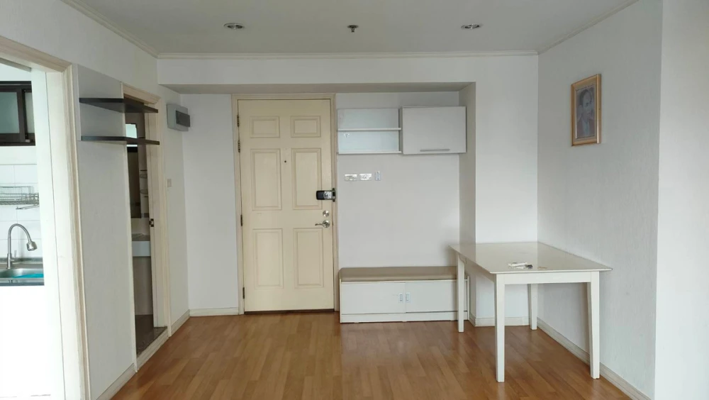 2-bedroom condo for rent at Lumpini Place Pinklao, fully furnished. Book now!