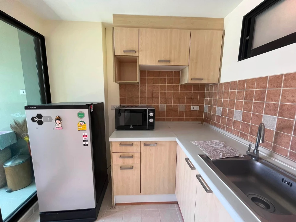For rent: Lumpini Place Rama 3 - Riverview, 17th floor, fully furnished, very livable. Book now!