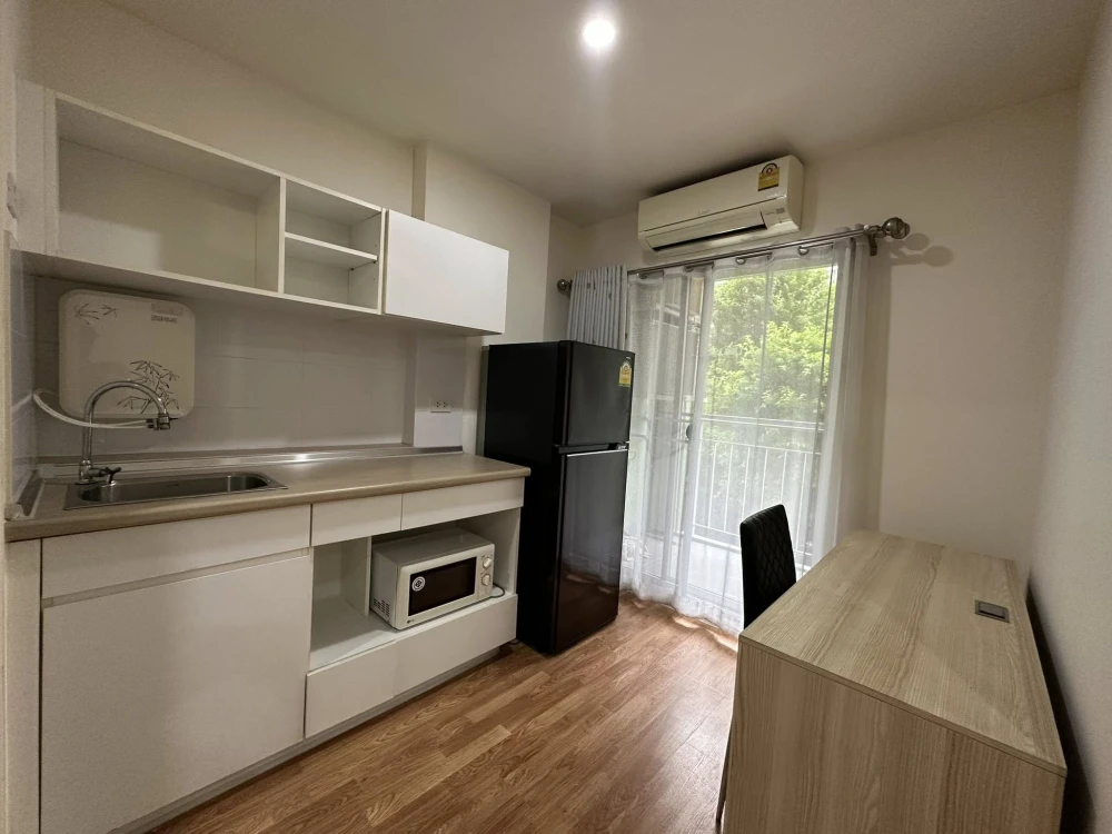 For rent Lumpini Place Rama 4-Ratchada 1 bedroom 1 bathroom, good location, fully furnished, hurry and book now.