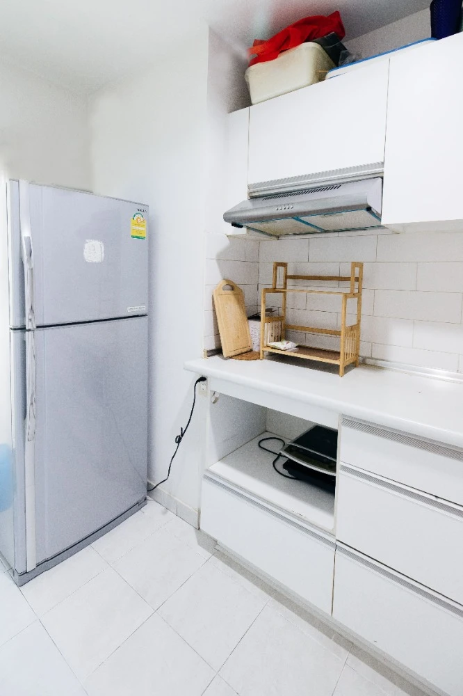 For rent: Lumpini Place Rama 9–Ratchada, 27th floor, nice room, fully furnished, reserve now, hurry!