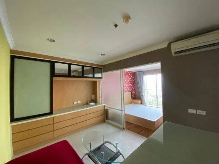 For rent Lumpini Place Rama 9–Ratchada, 8th floor, fully furnished, book now, don't wait.