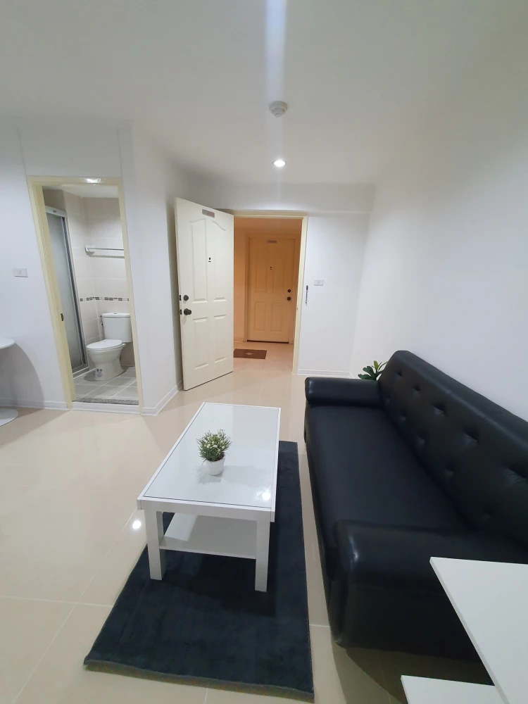 For rent: Lumpini Place Ramindra-Laksi, spacious room, comfortable living, book now, affordable price.