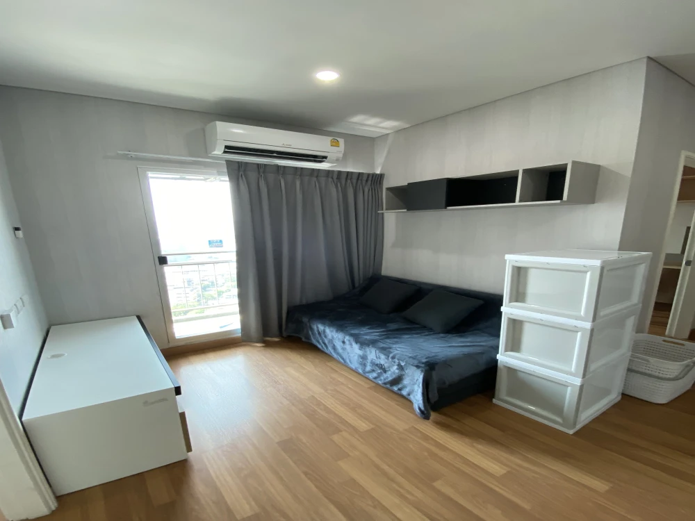 For rent: Lumpini Place Ratchada-Sathu, 22nd floor, fully furnished, very livable. Book now! (Quickly!)