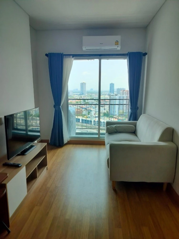 For rent: Lumpini Place Ratchada-Sathu, ready to move in, 26th floor, city view, great price, you definitely can't miss it.