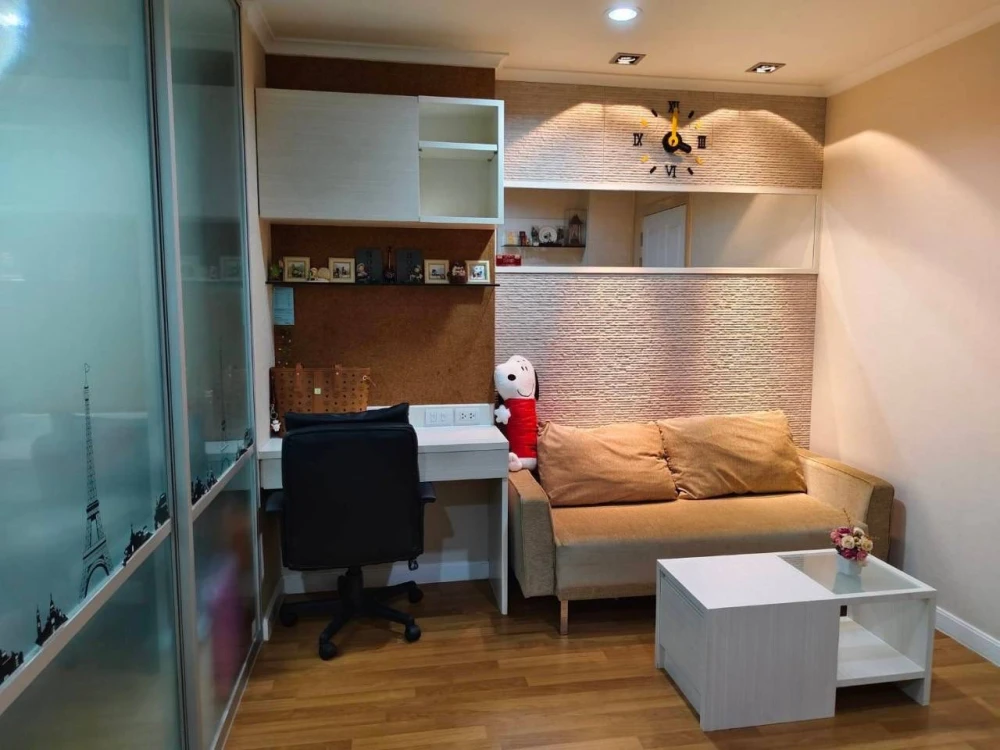 ให้เช่า Lumpini Place Ratchayothin 1 ห้องนอน 1 ห้องน้ำ เฟอร์นิเจอร์ครบครัน ห้องน่าอยู่ ดีแบบนี้รีบจองเลยจ้า
