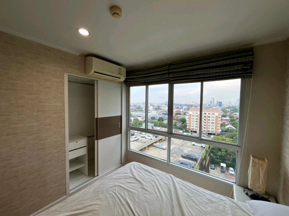 For Rent: Lumpini Place Ratchayothin, 10th floor. Fully furnished. Book now!