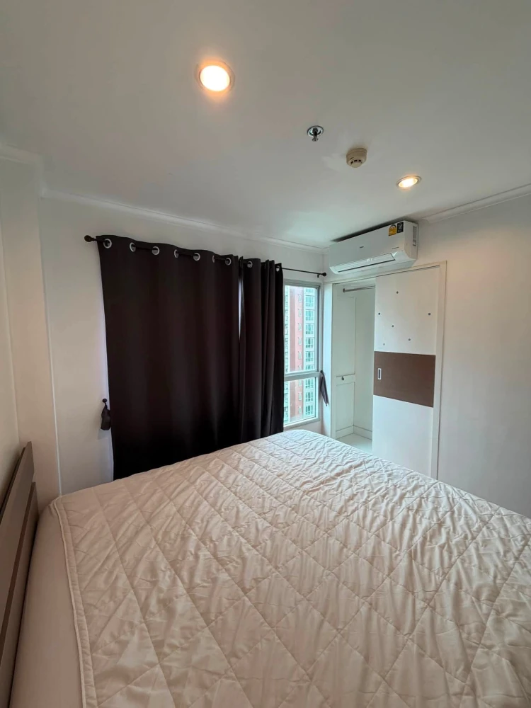 For rent: Lumpini Place Ratchayothin, 16th floor unit, fully furnished. Just bring your suitcase and move in! images