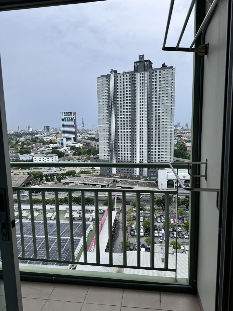 For rent: Lumpini Place Srinakarin-Huamak Station, 19th floor. Beautiful and comfortable room, fully furnished.