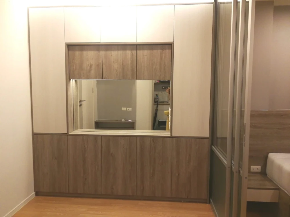 For rent: Lumpini Place Srinakarin-Huamak Station. Beautiful sunset view, not hot, quiet, high floor. Book now!