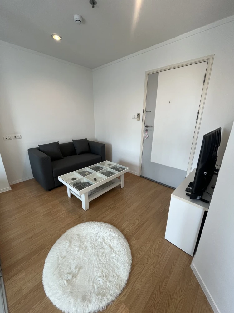 For rent: Lumpini Place Srinakarin-Huamak Station, studio room, good location, convenient transportation, beautiful view, no blocking, reserve now.
